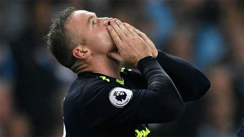 Những con số ấn tượng làm nên cột mốc 200 bàn ở Ngoại hạng Anh của Rooney