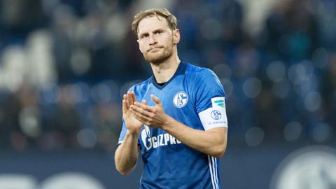 Schalke “bật đèn xanh” cho Hoewedes ra đi