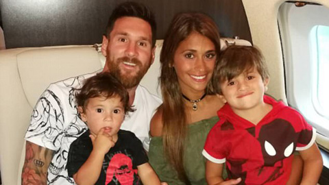 Messi ganh đua "sản xuất trẻ con" với Ronaldo