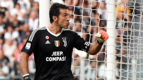 Buffon chỉ trích trọng tài Serie A lạm dụng VAR
