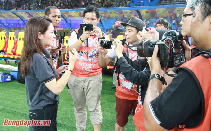 Trả lời giới truyền thông Thái Lan khi đội nhà vô địch