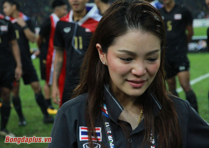 Rất có thể người phụ nữ này sẽ làm trưởng đoàn bóng đá Thái trong thời gian dài