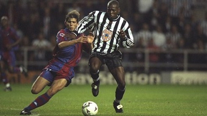 Faustino Asprilla diệt gọn Barcelona với cú hat-trick cho Newcastle năm 1997
