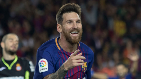 Messi còn cách kỷ lục của Gerd Mueller 11 bàn