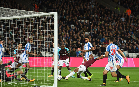 Ayew dứt điểm cận thành ấn định chiến thắng 2-0 cho West Ham