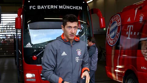 Lewandowski chỉ trích chính sách chuyển nhượng của Bayern
