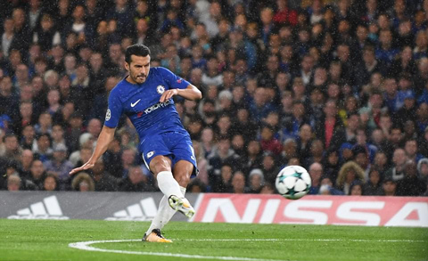 Pedro ghi bàn mở điểm cho Chelsea tại Champions League