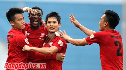 Vòng 18 V.League: Hải Phòng vượt khó, Hà Nội thua đau