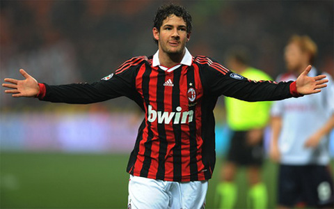 Pato khởi đầu rất tốt ở Milan nhưng sau đó bị hành hạ bởi chấn thương