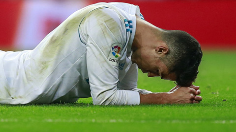Ronaldo vô duyên và xấu xí trong ngày tái xuất ở La Liga