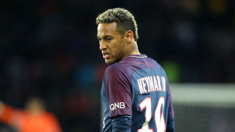 Neymar, từ chú bé được nuông chiều đến chúa gây rắc rối