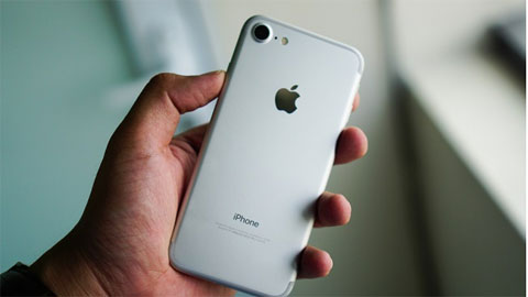 iPhone 8 về nước khiến giá iPhone 7 giảm xuống chỉ còn 8 triệu đồng