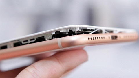 iPhone 8 Plus phát nổ khi đang sạc