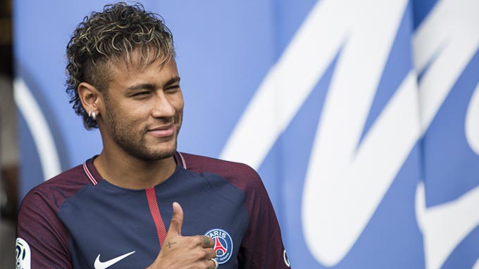 Neymar khẳng định quyền lực
