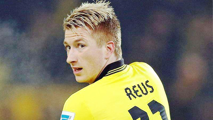 Reus tính chuyện rời Dortmund