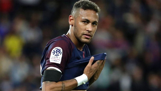 Neymar yêu cầu UEFA loại Barca khỏi Champions League