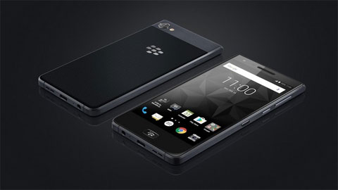 BlackBerry Motion ra mắt với khả năng chống nước, pin 4000mAh, giá 463 USD