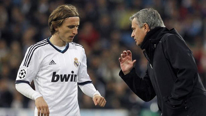 Mourinho tiết lộ lý do rời Real năm 2013