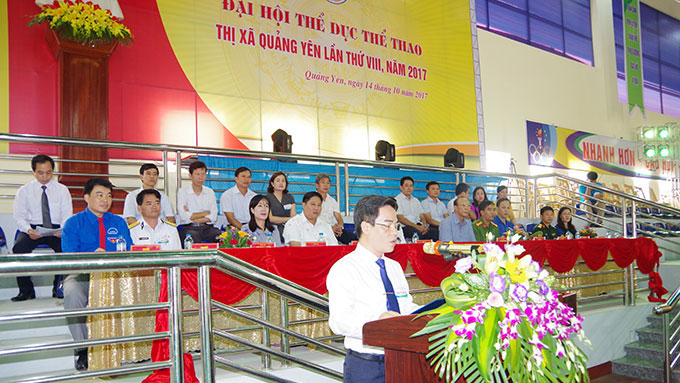 Lữ đoàn 147 Hải quân tham gia khai mạc Đại hội TDTT thị xã Quảng Yên lần thứ VIII năm 2017