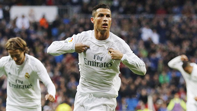Tottenham run sợ trước ký ức về Ronaldo