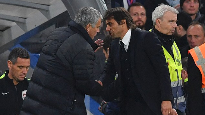 Mourinho nhắn nhủ Conte nên bớt biện hộ, than vãn