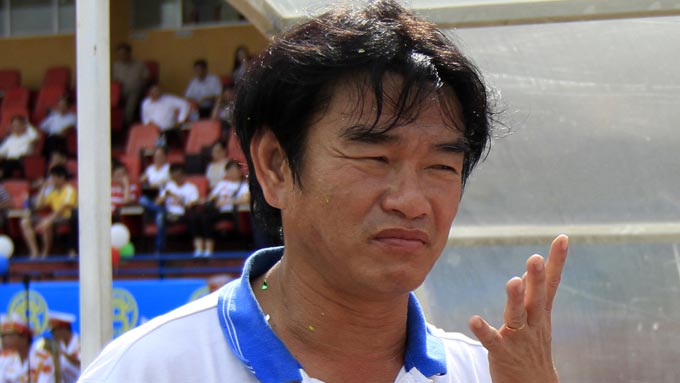 HLV Phan Thanh Hùng: “Bây giờ, ƯCV nào sai lầm 1 trận cũng có thể văng khỏi cuộc đua”