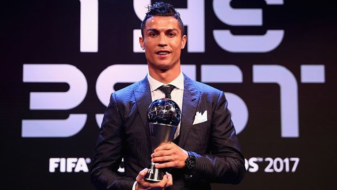 Ronaldo nói gì sau khi giành FIFA The Best 2017?