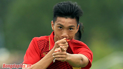 Đoàn Văn Hậu vào top 8 cầu thủ hứa hẹn nhất ở vòng loại U19 châu Á