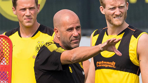 Dortmund khủng hoảng vì Bosz bảo thủ