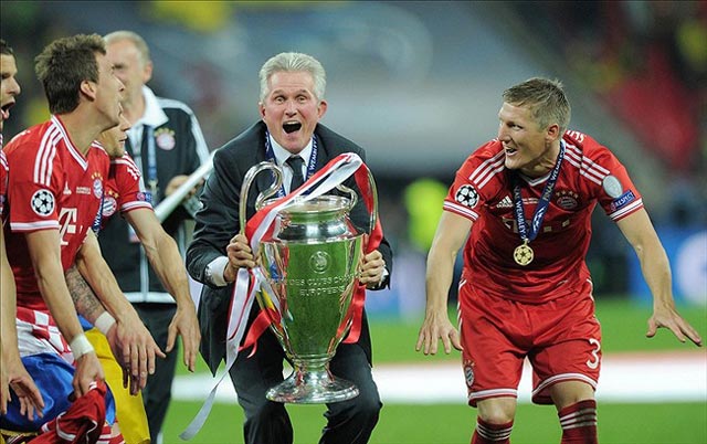 Chiếc Cúp Champions League mà Heynckes giành được ở nhiệm kỳ trước do đánh bại Dortmund ở chung kết