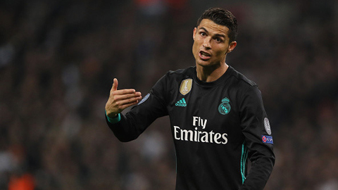 Ronaldo không theo nghiệp HLV sau khi giải nghệ