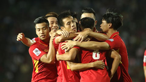 Chờ tấm vé thứ 6 của bóng đá Việt Nam