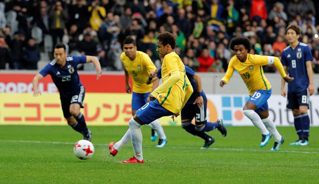 Neymar ghi bàn trước Nhật Bản