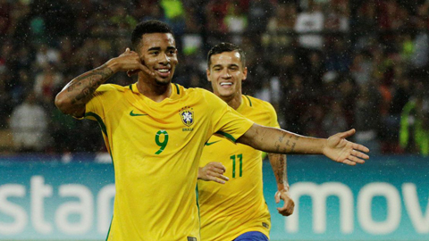 Dani Alves: 'Gabriel Jesus sẽ xuất sắc hơn Ronaldo béo'