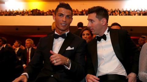 Ronaldo gọi điện báo Messi mình đoạt Quả bóng Vàng