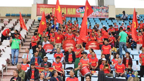Chuyện về Hội CĐV bóng đá nữ đầu tiên ở Việt Nam