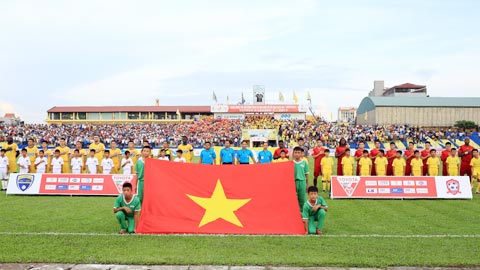 Sân Thanh Hóa phát vé miễn phí cho khán giả