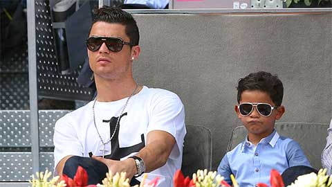 Con trai Ronaldo ghi 6 bàn trong một trận đấu