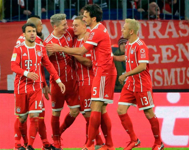 Bayern vẫn thẳng tiến tới chức vô địch như đi dạo