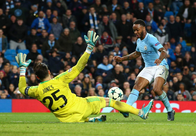 Man City toàn thắng sau 5 lượt trận ở vòng bảng Champions League