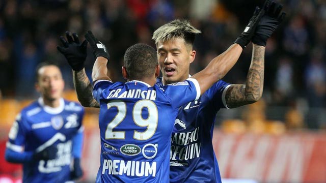 Suk Hyun-jun tiếp tục tỏa sáng để giúp Troyes hạ gục Angers