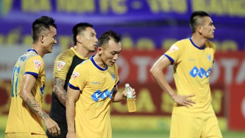 FLC Thanh Hóa đã đánh mất ngôi vô địch V.League như thế nào?