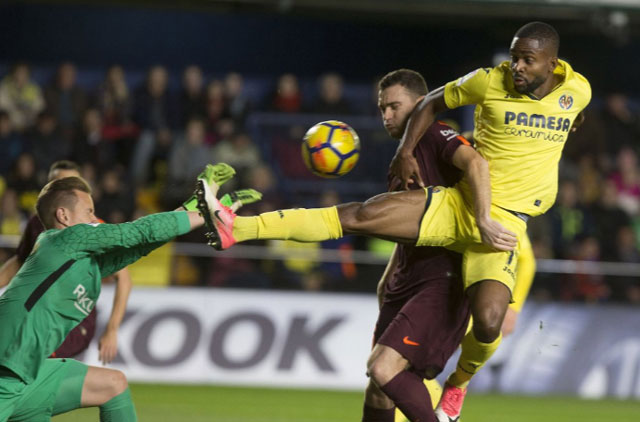 Ter Stegen đang đem đến sự an tâm trong khung gỗ Barca