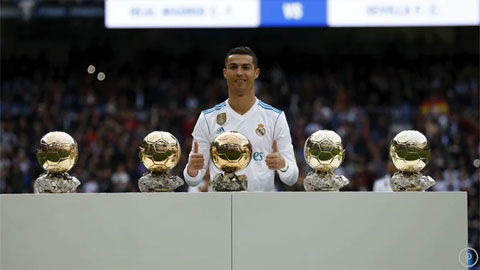 Ronaldo đoạt 5 Quả bóng Vàng vẫn không vĩ đại bằng Di Stefano