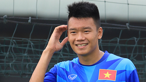 U23 Việt Nam gọi bổ sung trung vệ Thành Chung