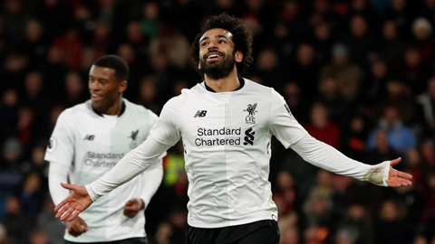 Salah cân bằng thành tích ghi bàn của huyền thoại Liverpool