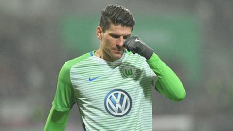 Rời Wolfsburg, Mario Gomez trở về Stuttgart
