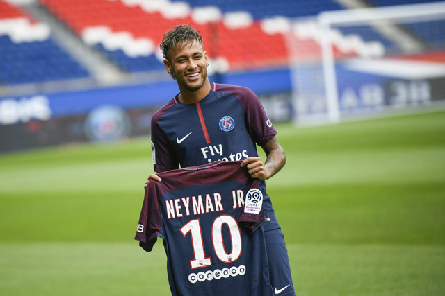 Sự ra đi của Neymar là bắt nguồn cho việc chuyển đổi sơ đồ của Valverde