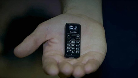 Điện thoại di động nhỏ bằng ngón tay sẽ ra mắt vào giữa năm sau