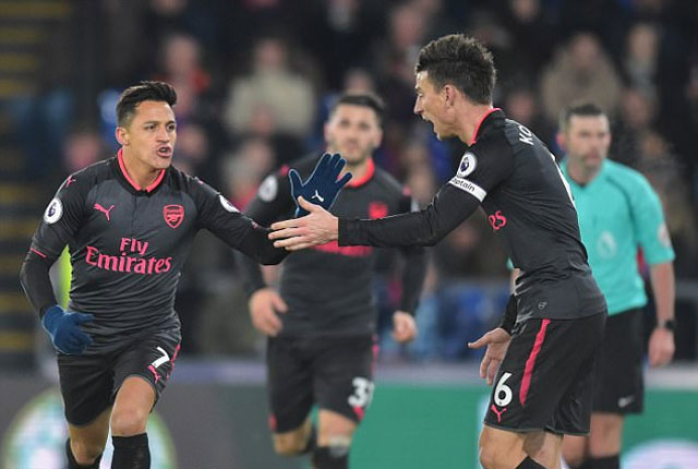 Sanchez vẫn là đầu tàu của Arsenal